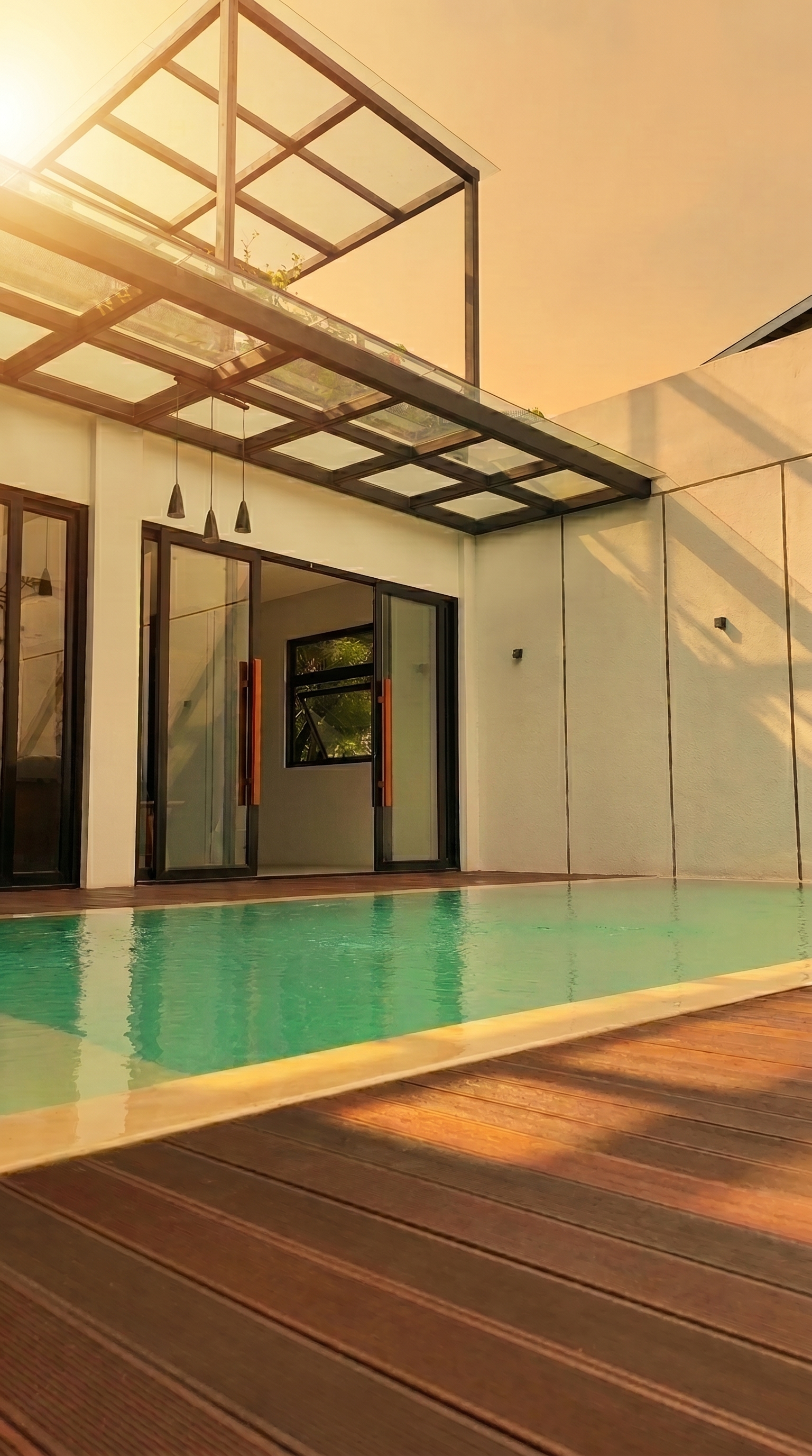 Sandari Villa pool at sunset